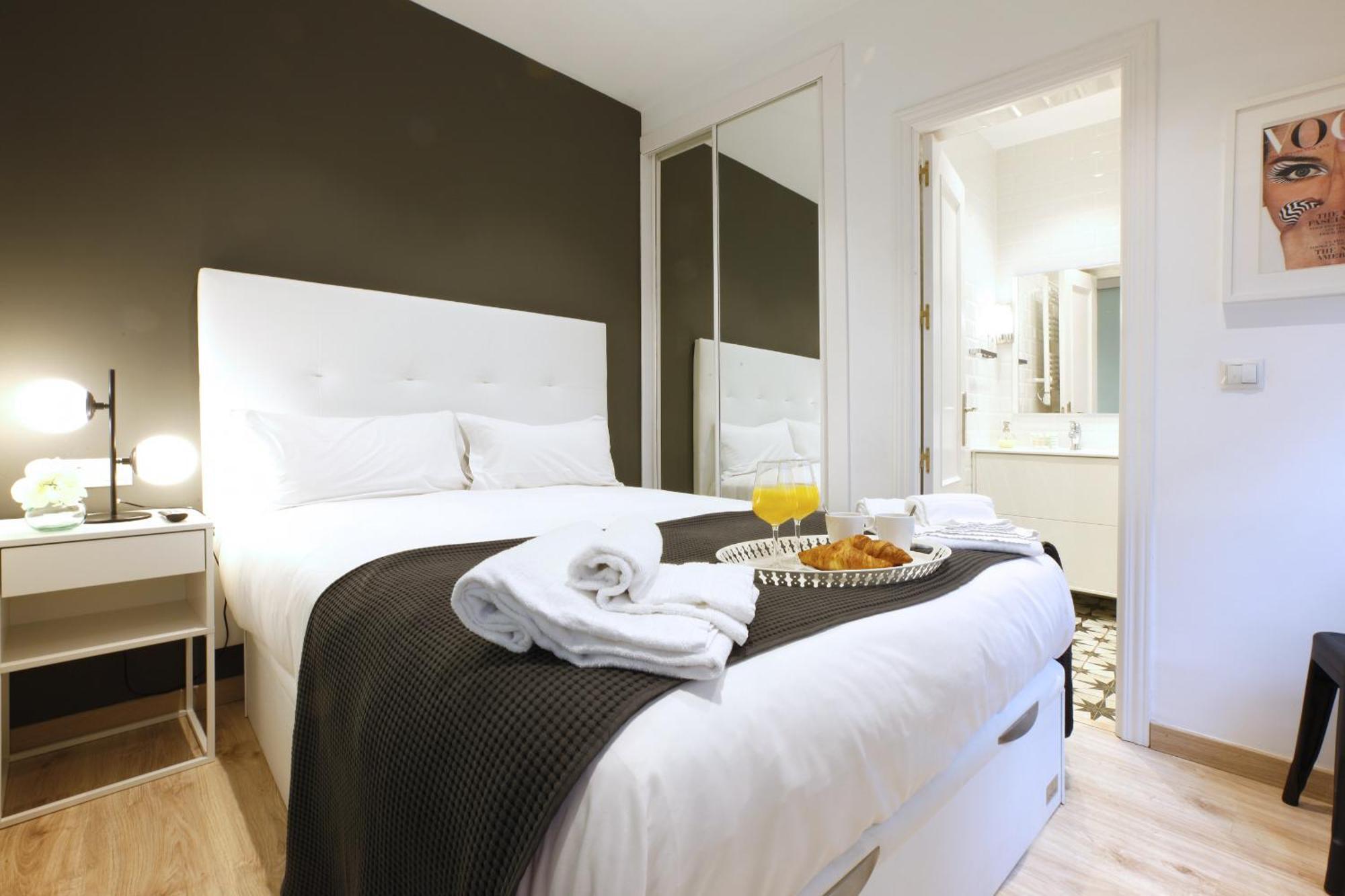 Atocha Suite - Barrio De Las Letras Madrid Exterior photo